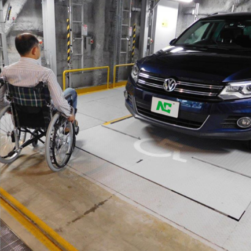 車いす使用者対応